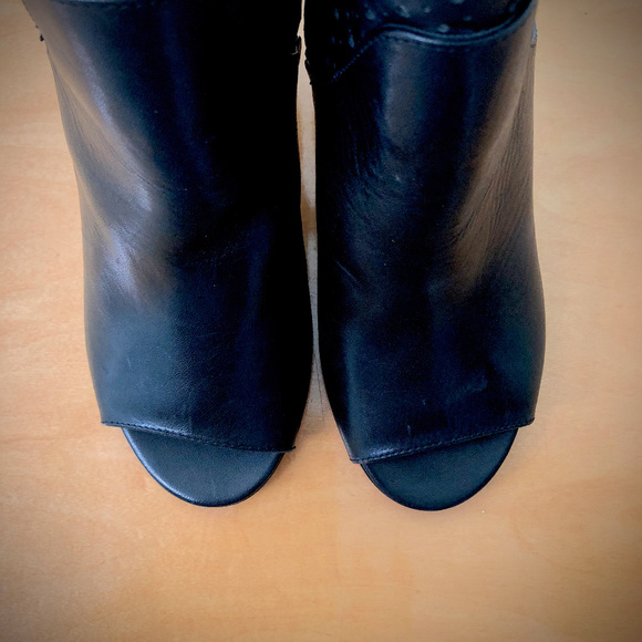 Karen Millen NWT Perforated Black Leather Peeptoe Booties, Size 7 - Picture 6 of 8